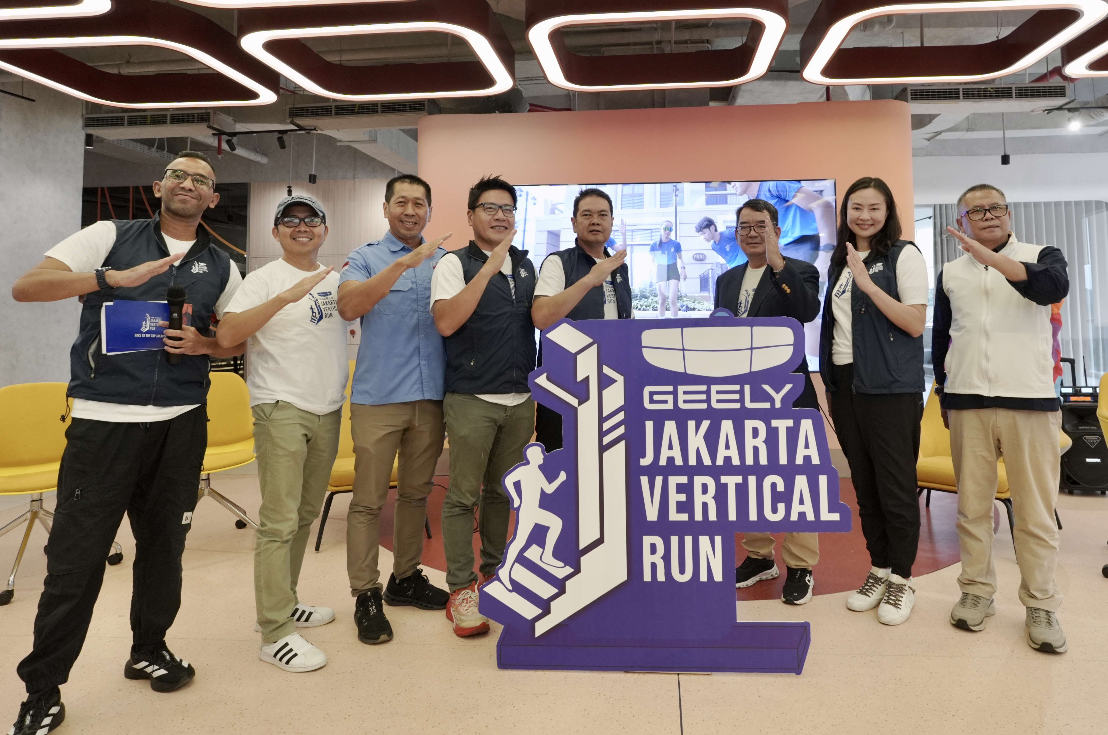 Geely Jadi Official Partner Jakarta Vertical Run 2026, Ajang Lari Menara di Gedung Tertinggi RI