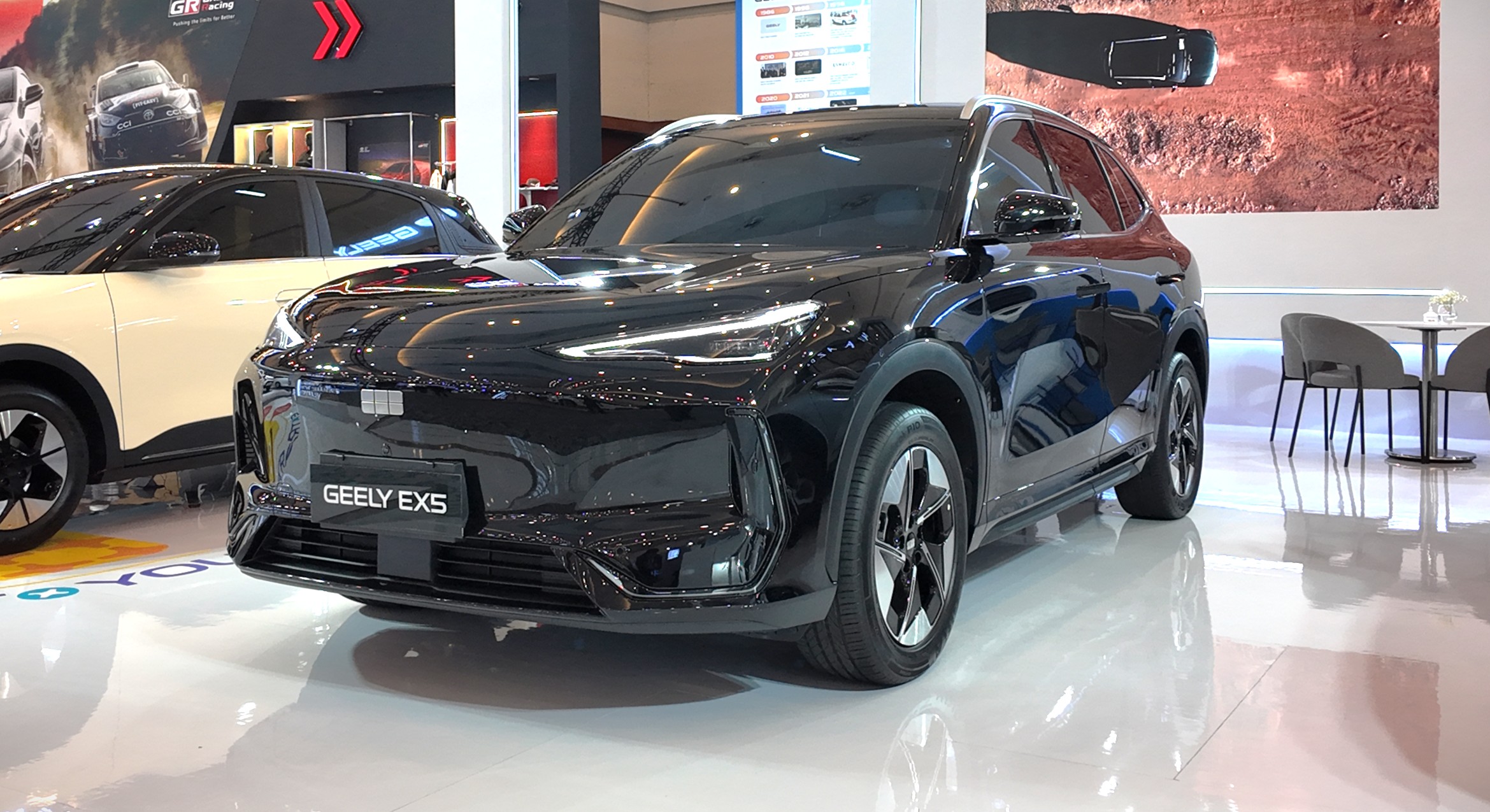 Geely EX5, SUV EV dengan Jarak Tempuh hingga 495 km dan Biaya Perawatan Terjangkau