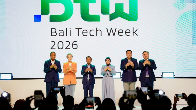 Konektivitas Digital Harus Berbuah Produktivitas, Pesan Menkomdigi di Pembukaan Bali Tech Week 2026